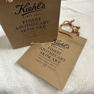 🛍️Set of 2 Kiehl's Shopping Bags🛍️